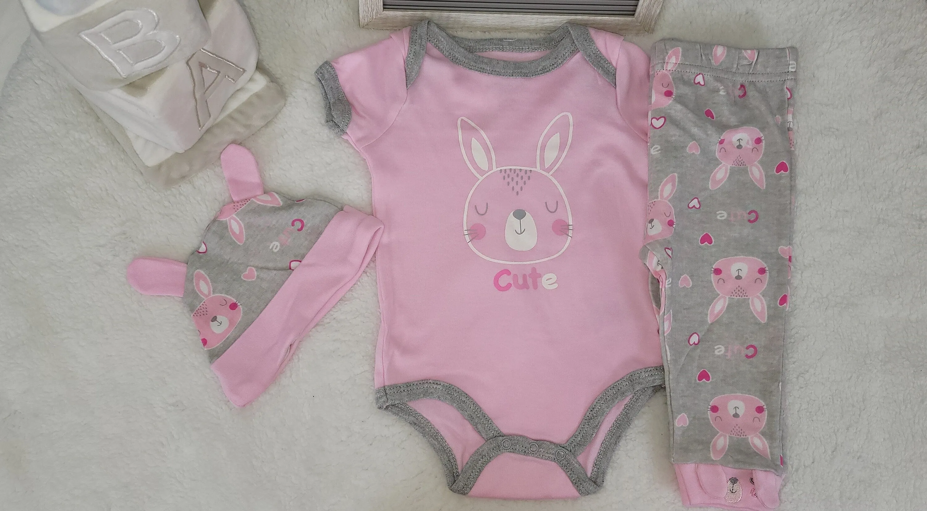 Baby Girls Pink/Gray Set, Cute Girls Designs, Bunny Design, Bunny Pattern Onesie, Trendy Baby Clothes, Stylish Baby Set, Easter Gift, Baby