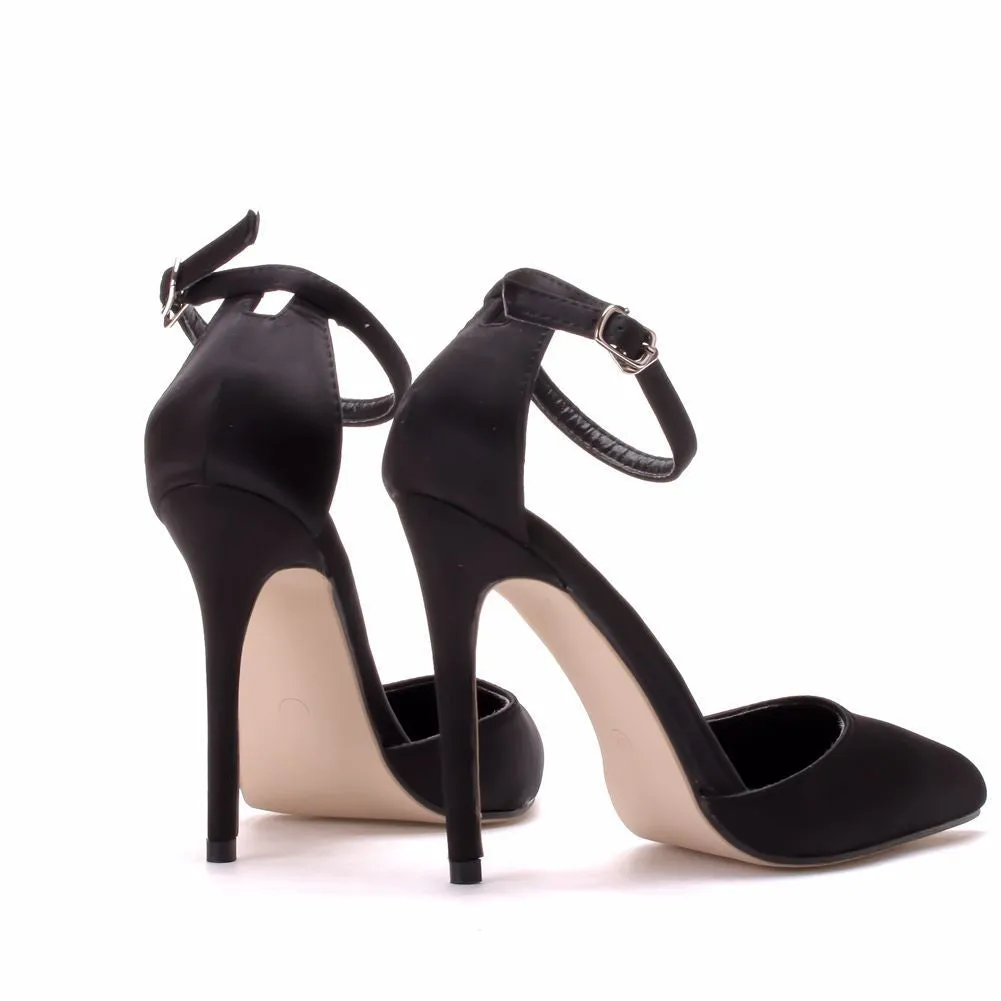 Black Pointed High-heeled Sandals