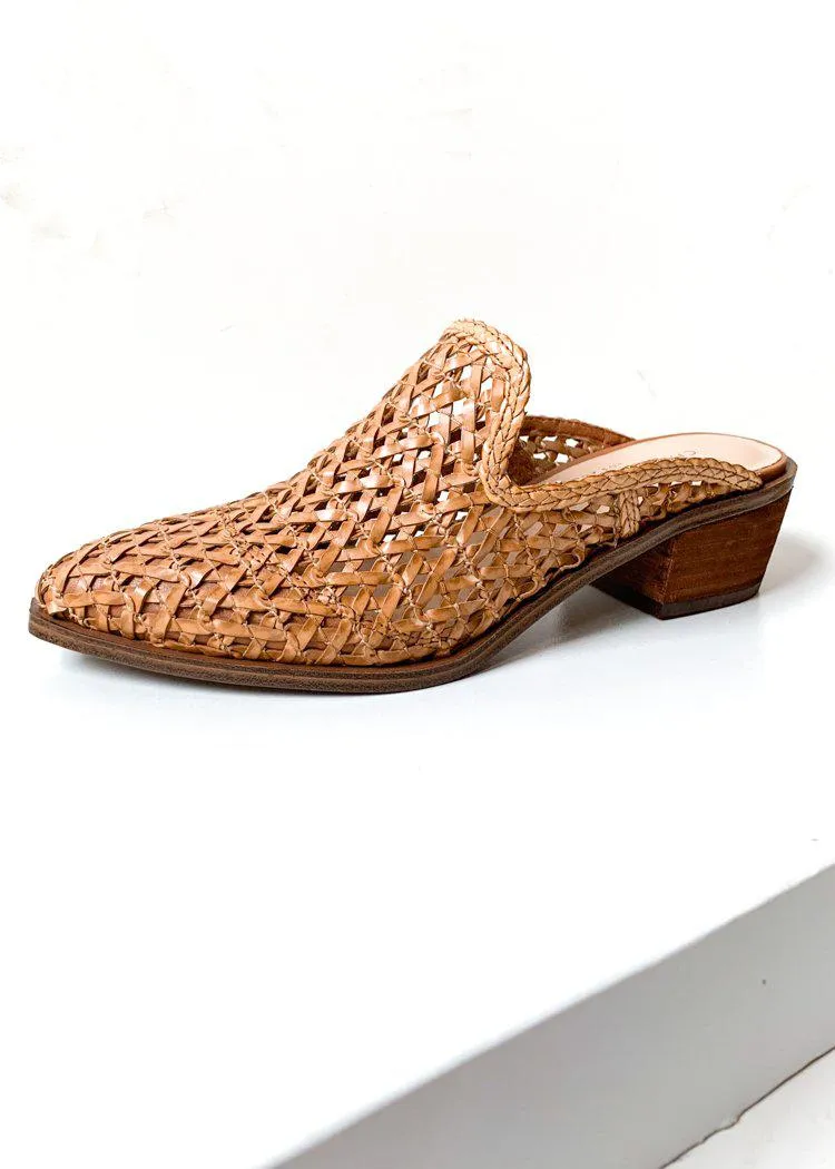 Chinese Laundry Mayflower Natural Woven Mule