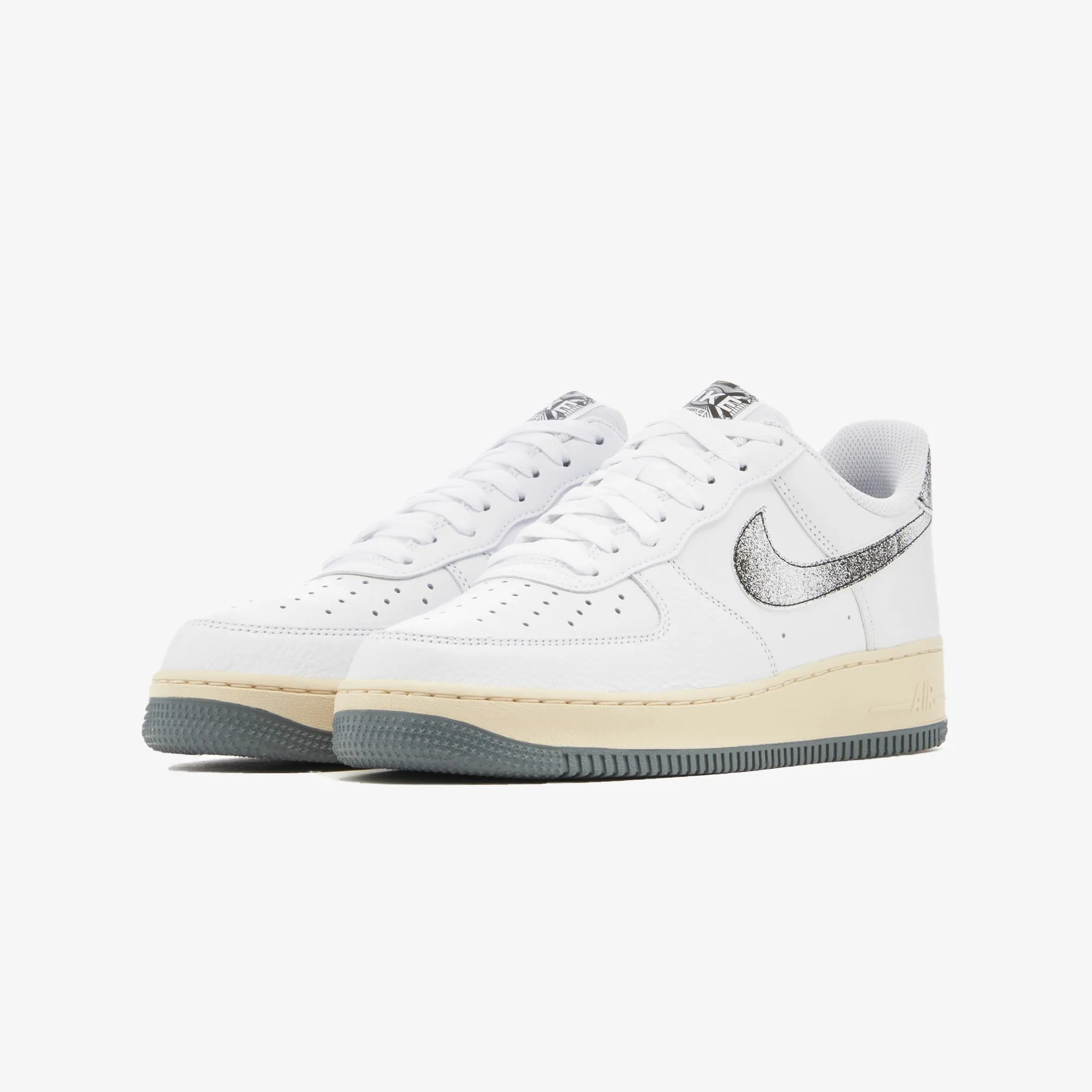 Nike | AIR FORCE 1 '07 LX { WHITE/SMOKE GREY-BEACH-WHITE