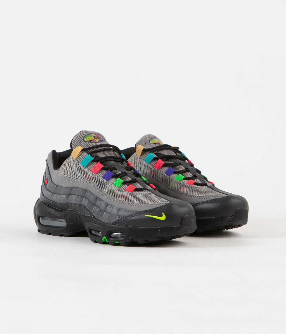 Nike Air Max 95 SE Shoes - Light Charcoal / University Red - Black