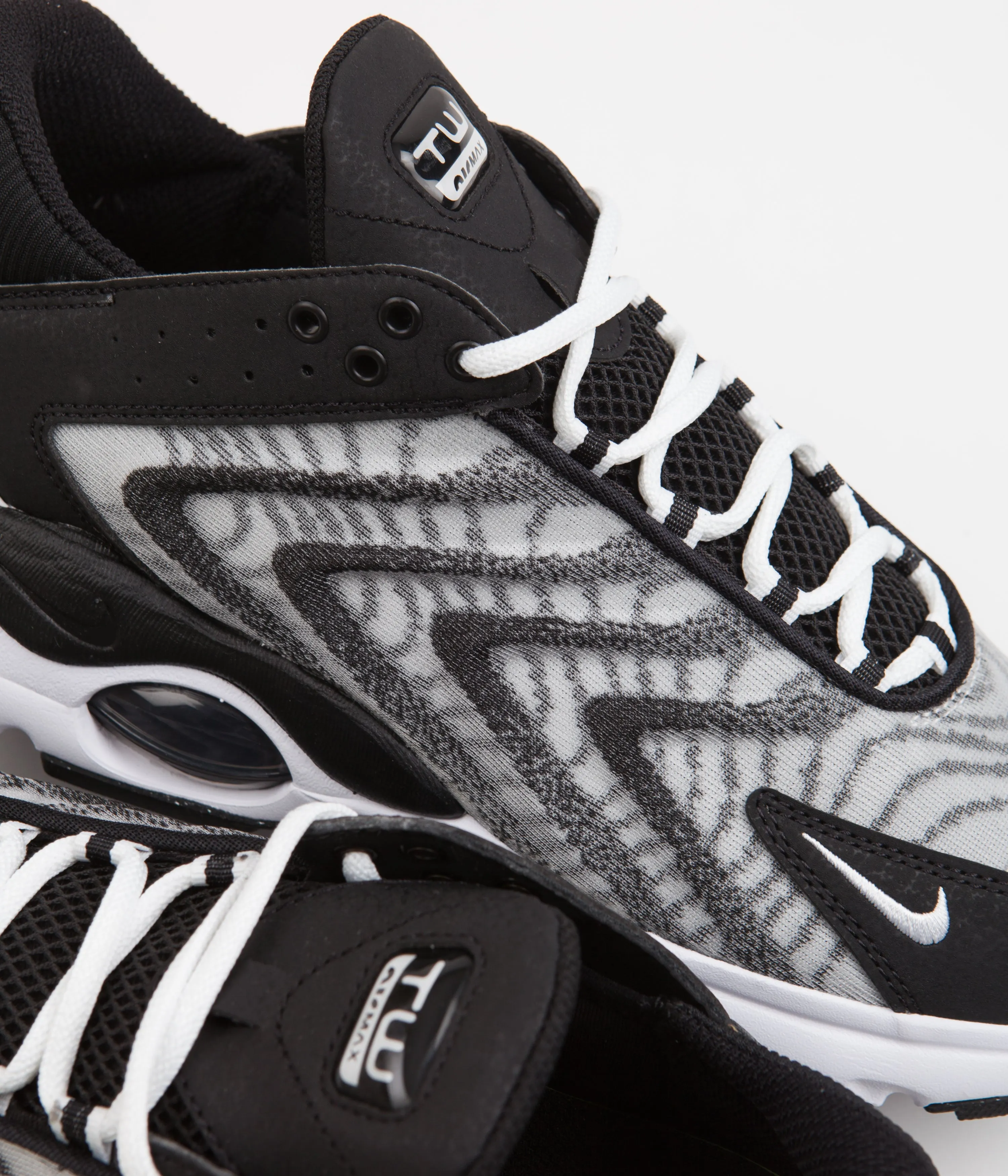 Nike Air Max TW Shoes - Black / White - Black - White