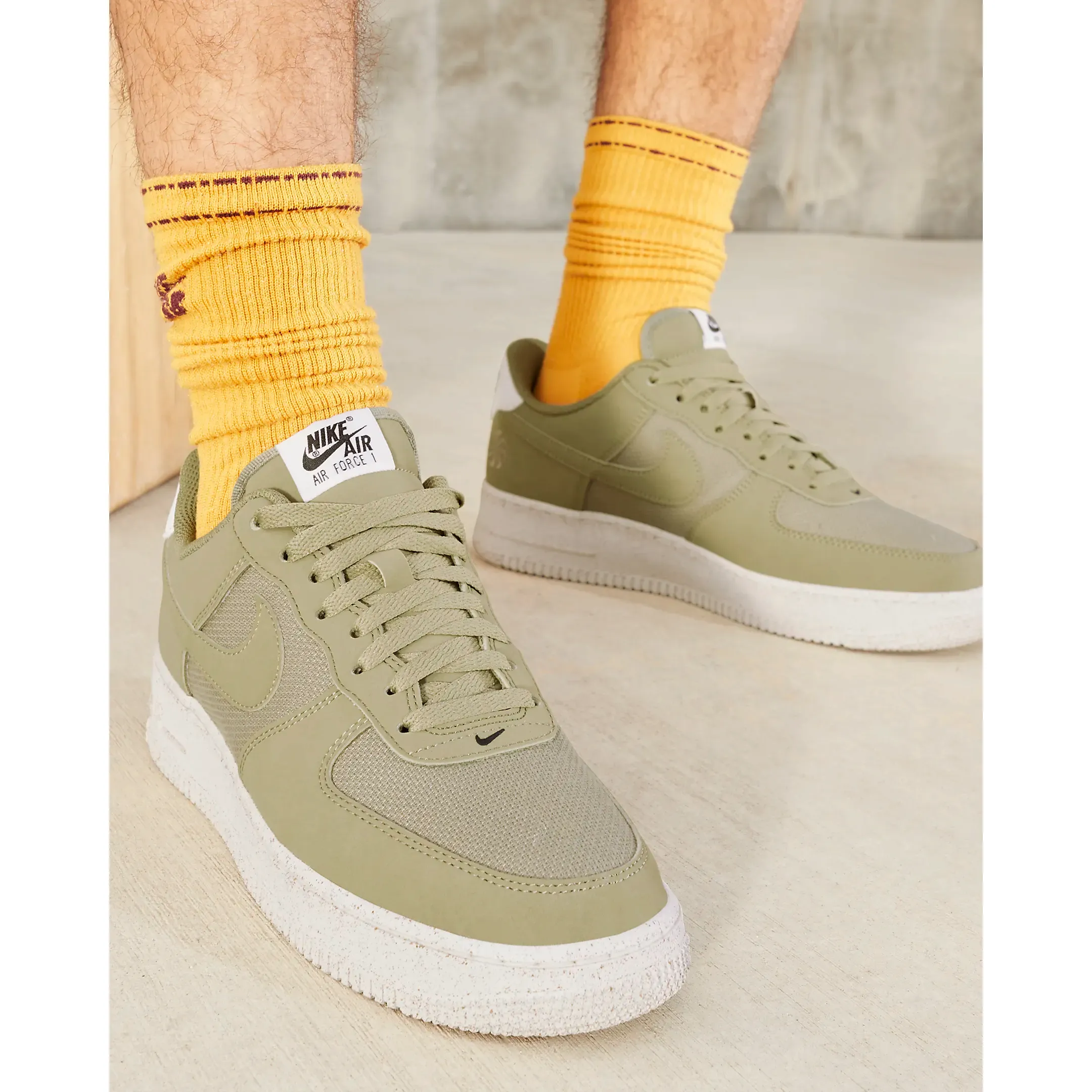 Nike Men's Air Force 1 '07 LV8 Shoes - Neutral Olive / Sail / Black