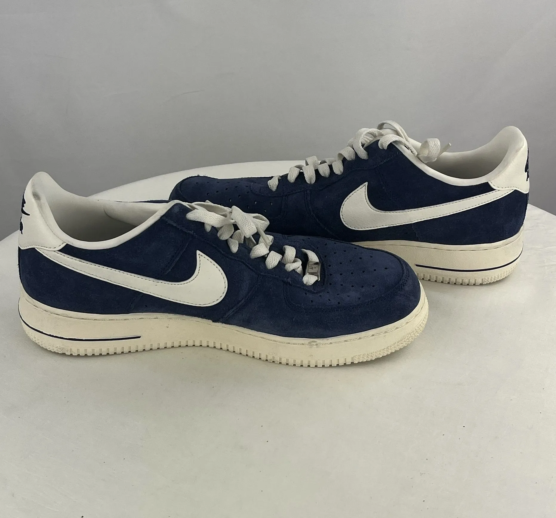 NIKE Men's Air Force 1 Low Blue Suede Tennis Shoes Sneakers Size 9.5