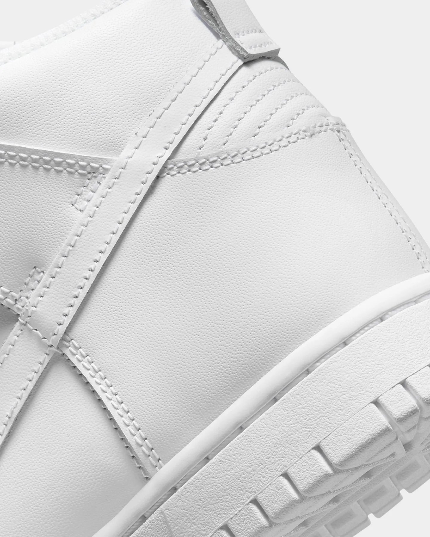 Nike Women's Dunk High SE 'Pearl White' White/White