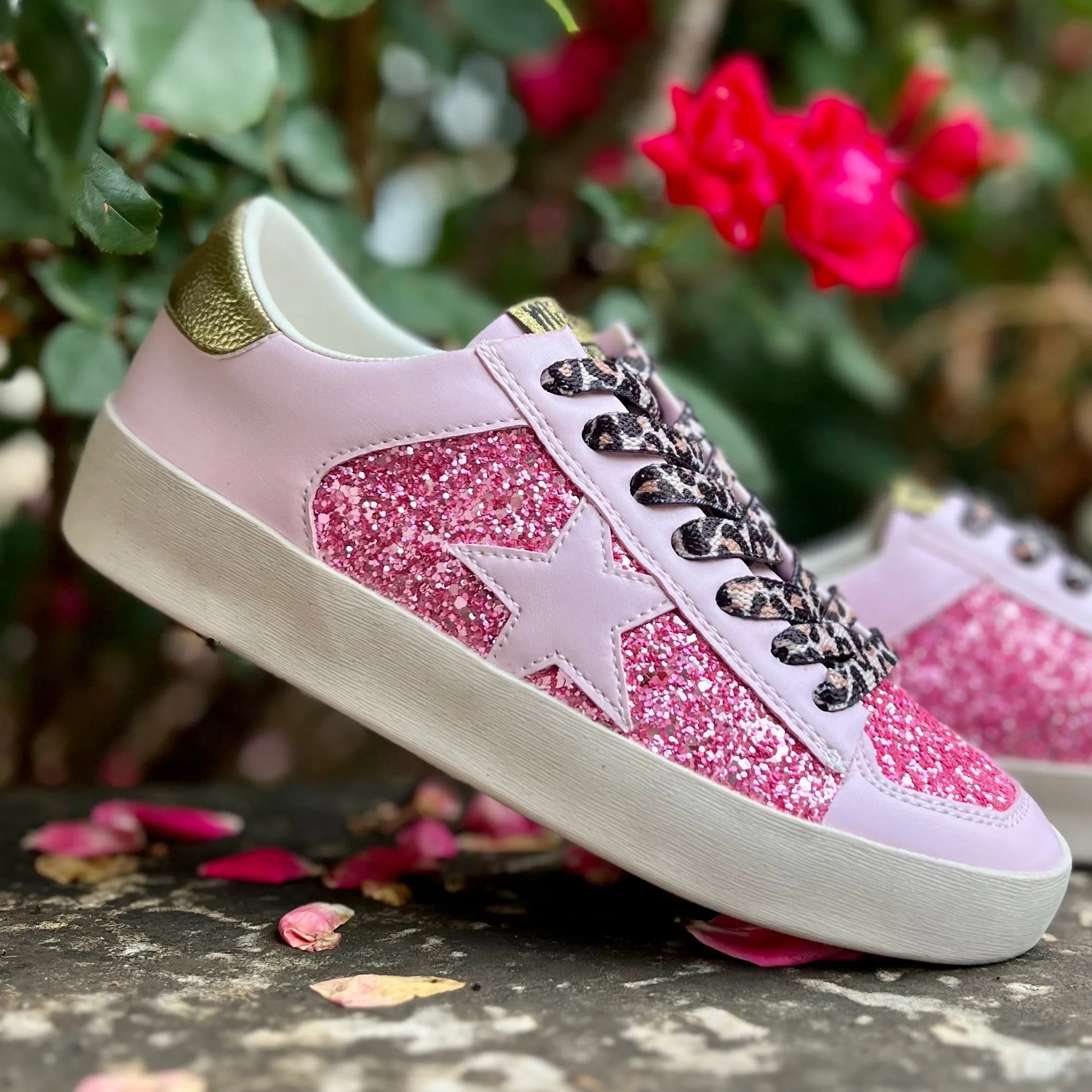 Pink Stars In Cali Sneakers