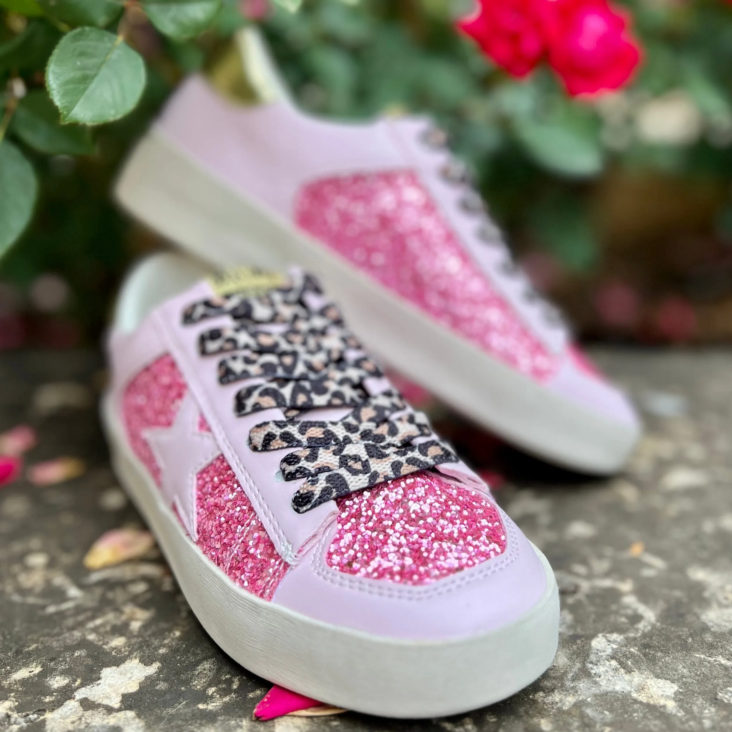 Pink Stars In Cali Sneakers