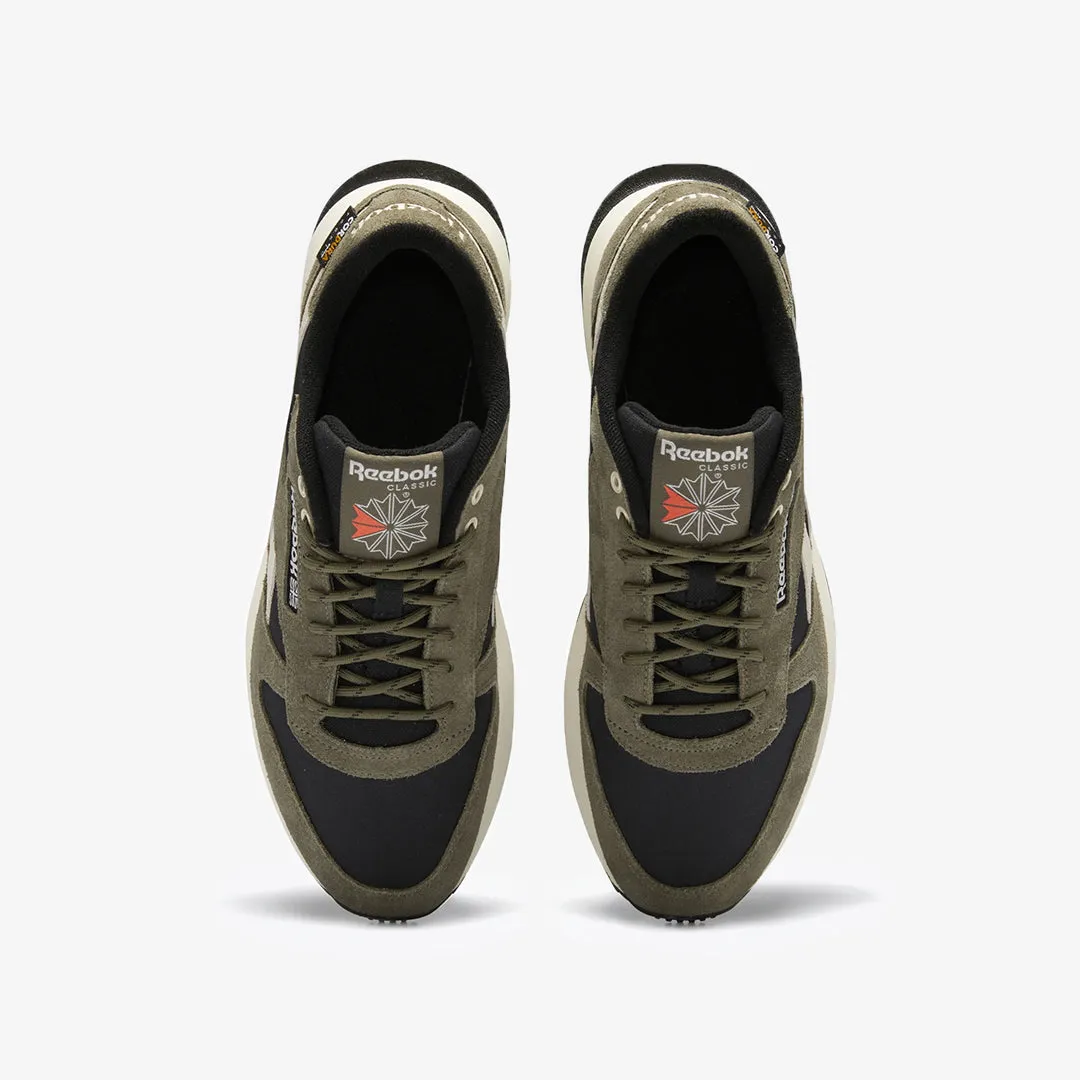 Reebok | CLASSIC LEATHER TENNIS  { ARMY GREEN / STUCCO