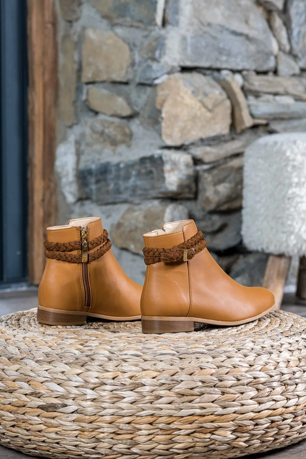 Scandinavia Vegan Leather Braid Ankle Boots | Camel