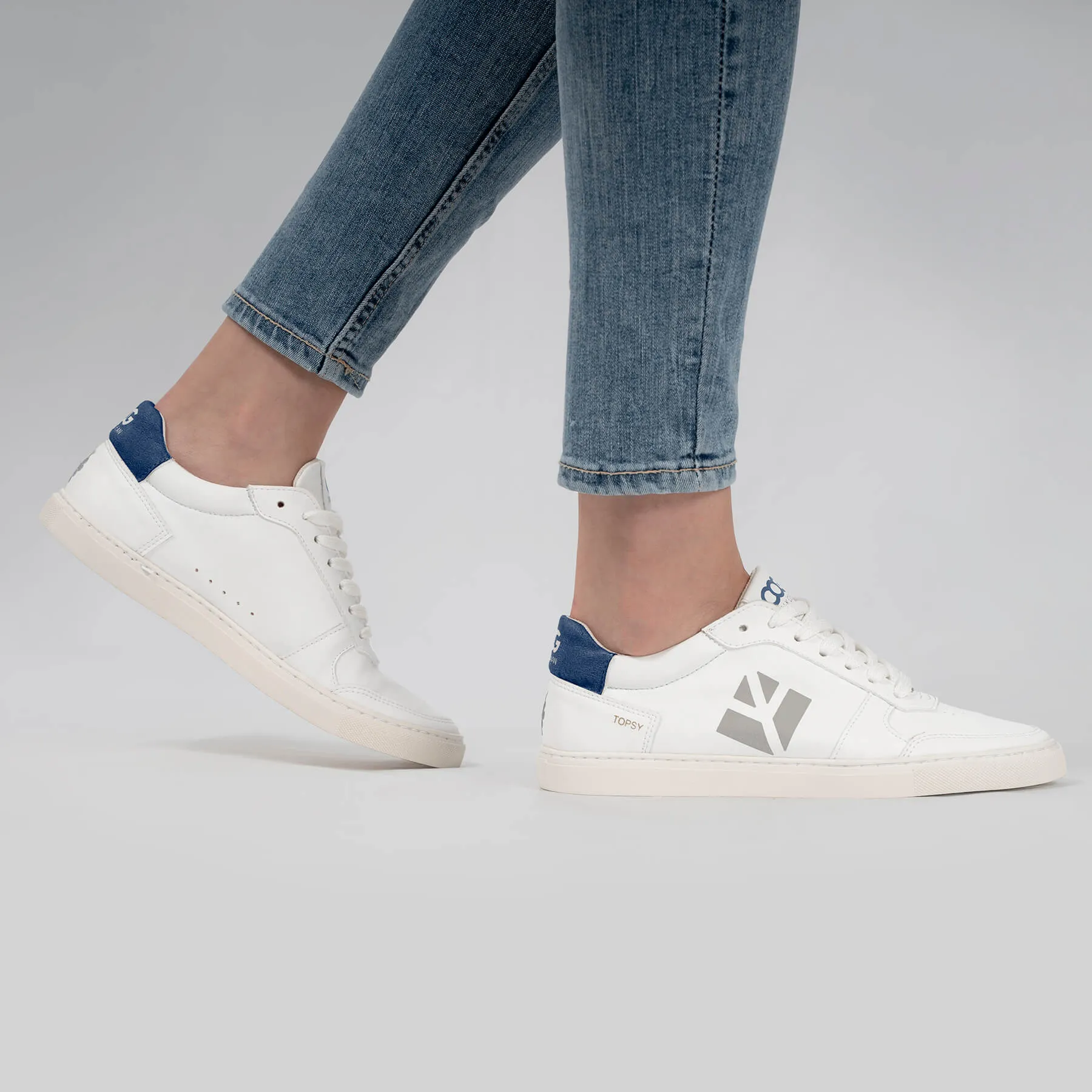 Topsy Unisex Grape Leather Vegan Sneakers | White & Blue