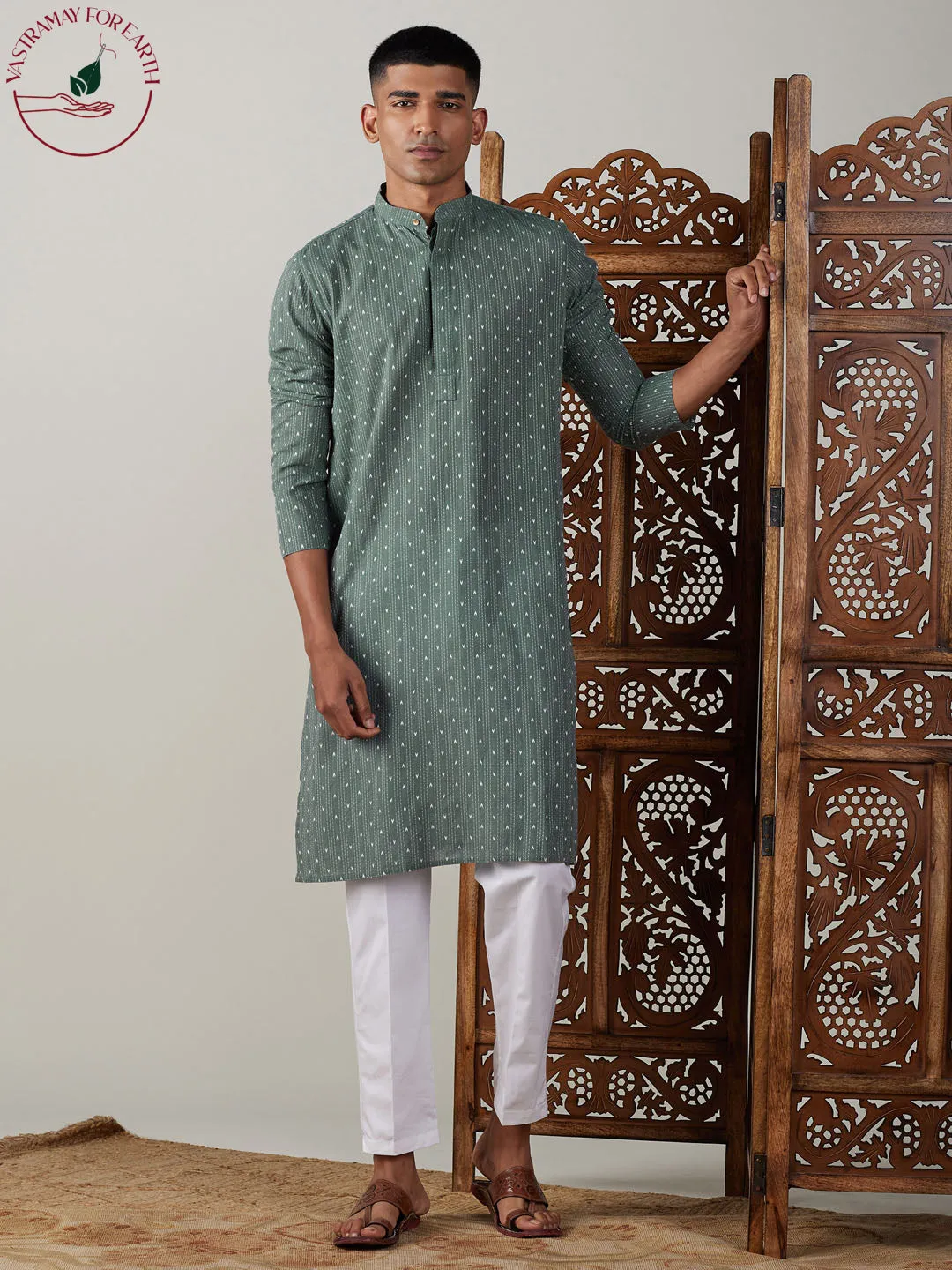 VASTRAMAY Green Cotton Jacquard Kurta Set