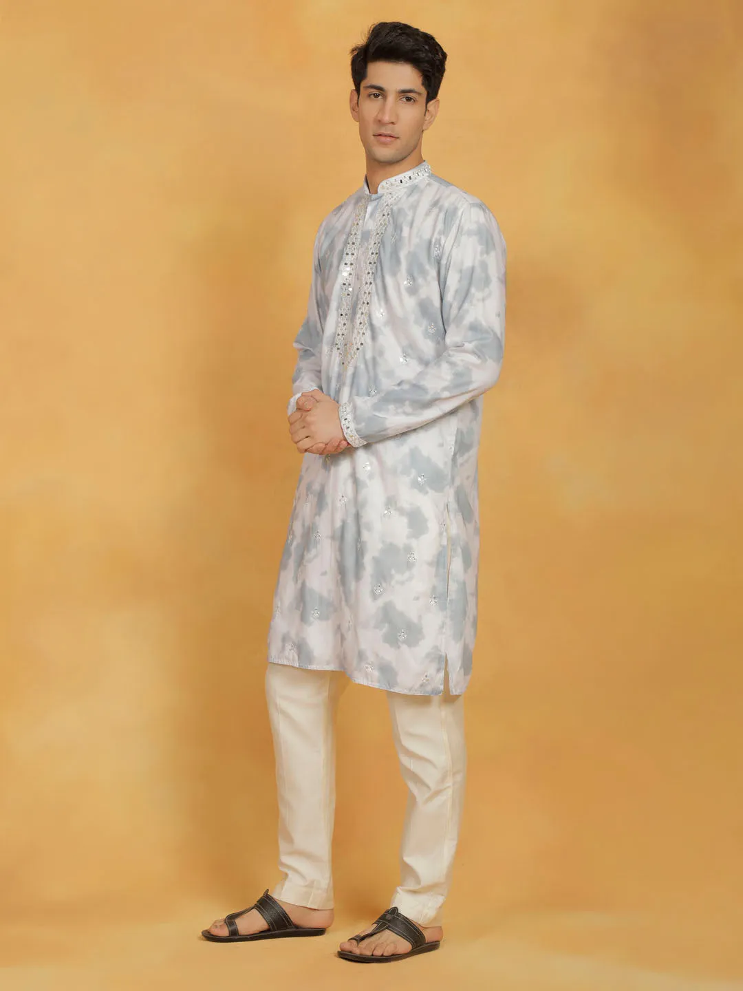 VASTRAMAY Grey Cream Cotton Blend Kurta Pyjama