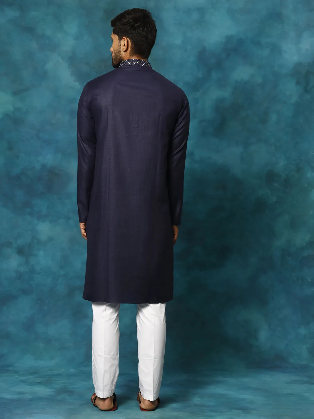 VASTRAMAY Men's Blue & White Kurta Pyjama