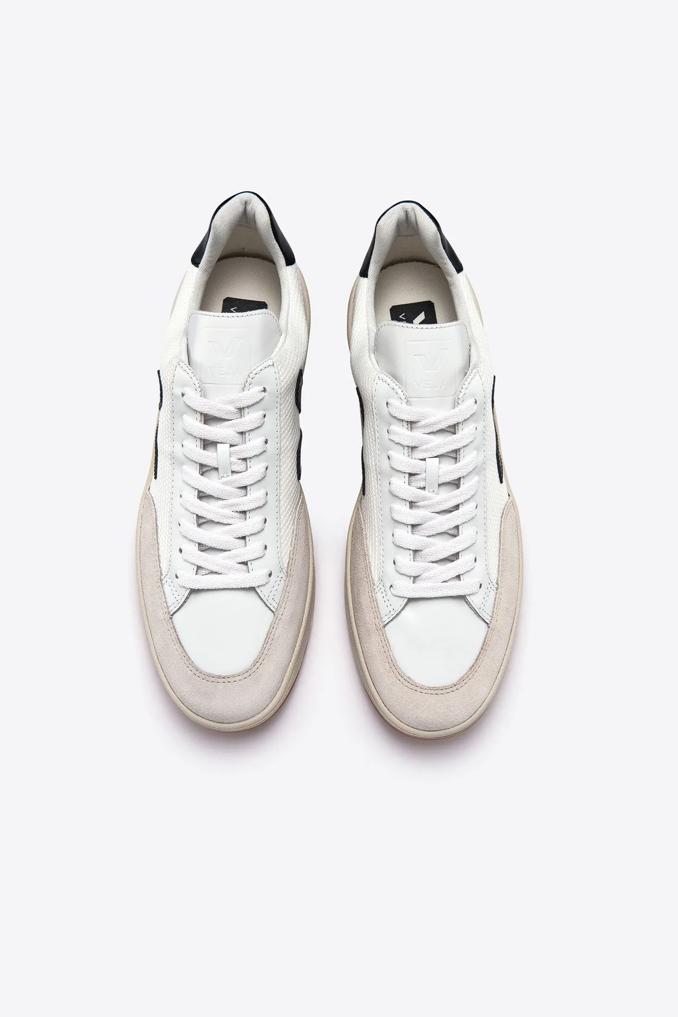 Veja V12 Sneaker