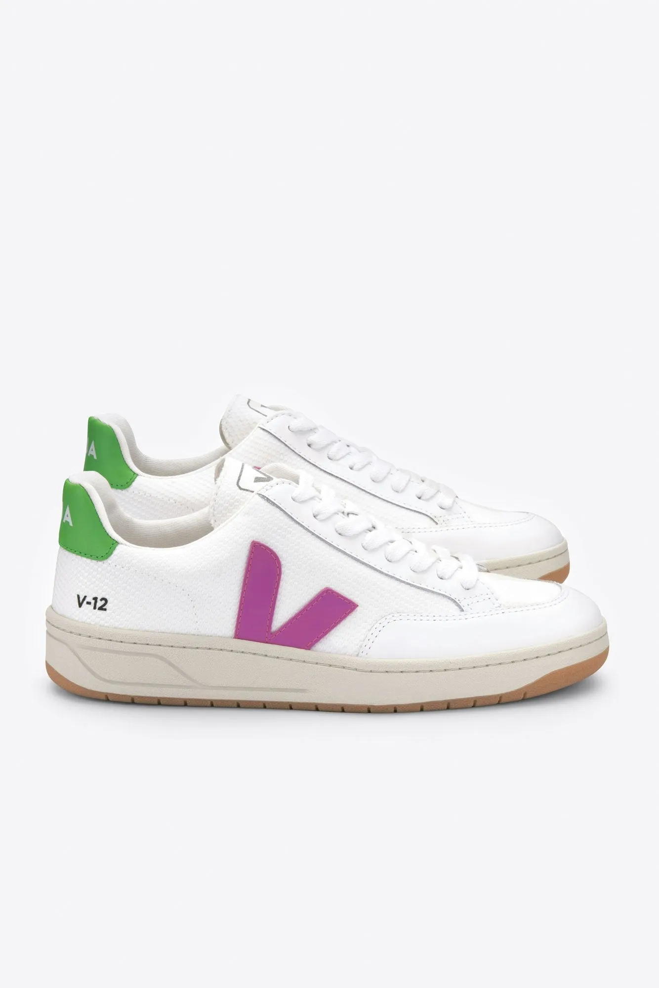 Veja V12 Sneaker